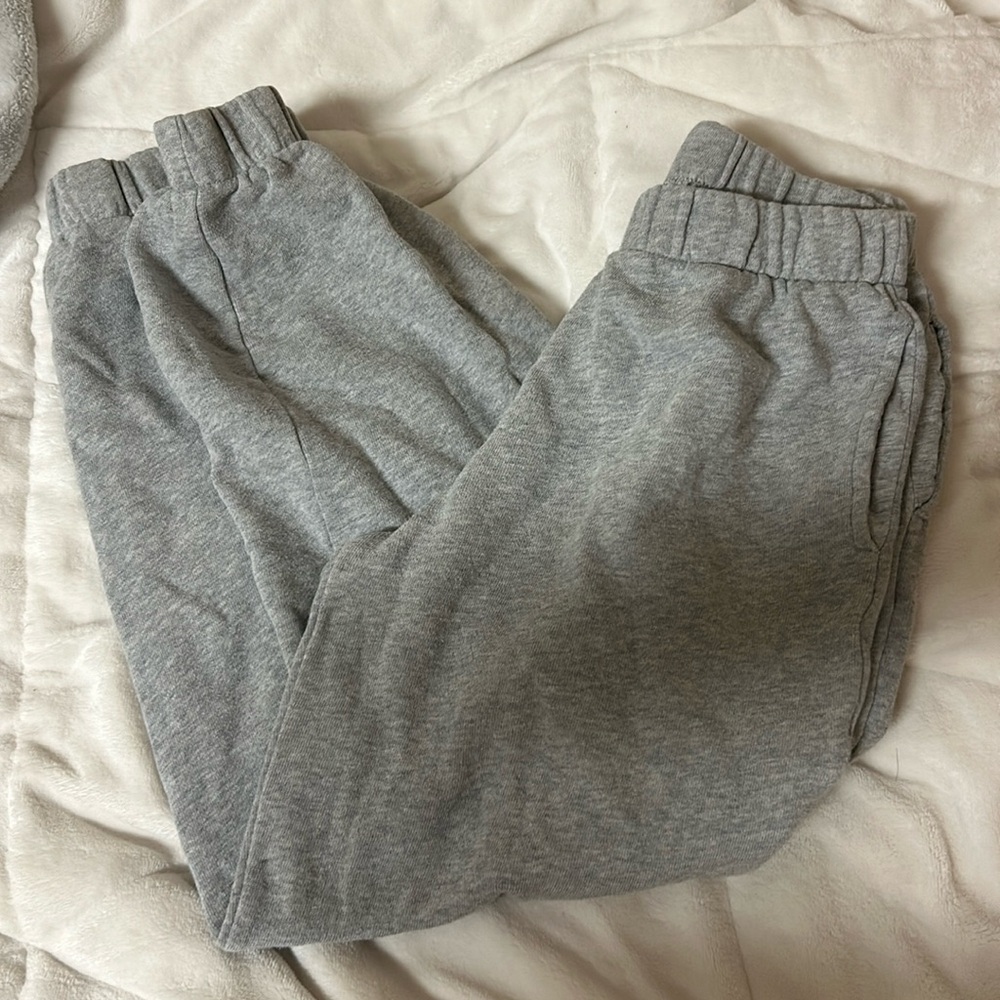 grey brandy sweats